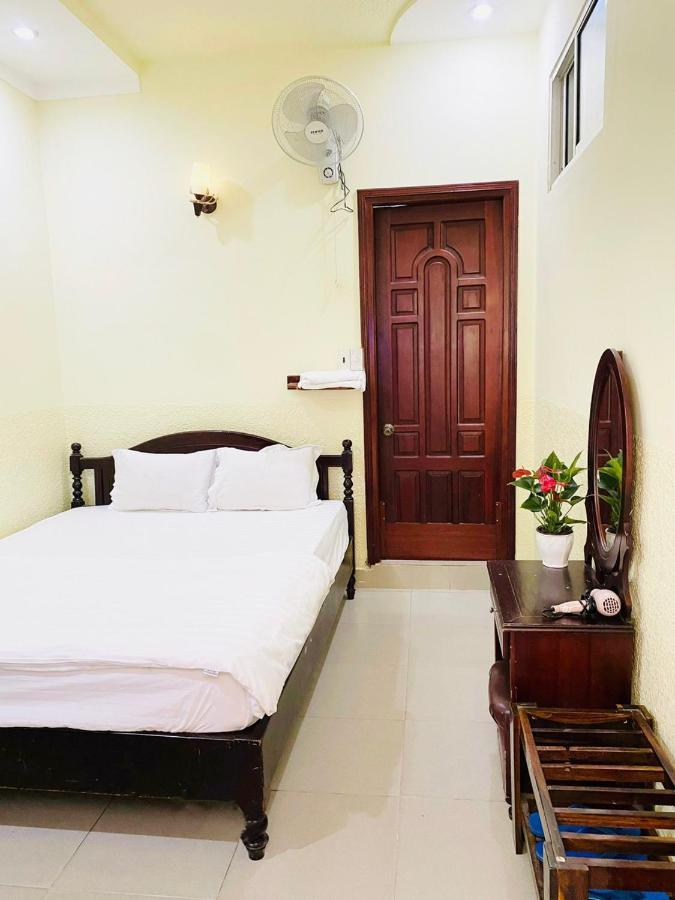 Khach San Xuan Quynh Hotel Dalat Bagian luar foto