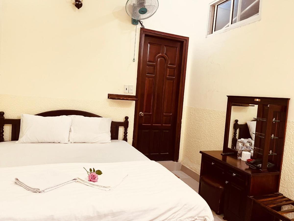 Khach San Xuan Quynh Hotel Dalat Bagian luar foto
